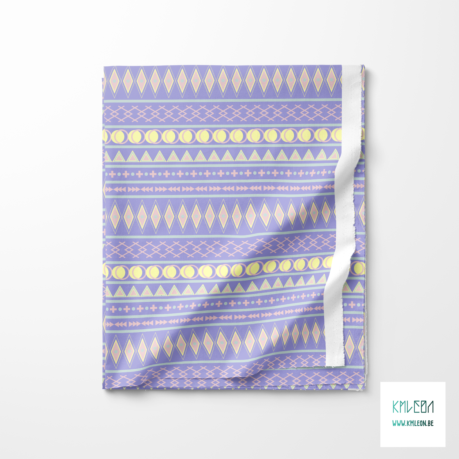 Geometrische vormen in geel, roze en groen stof