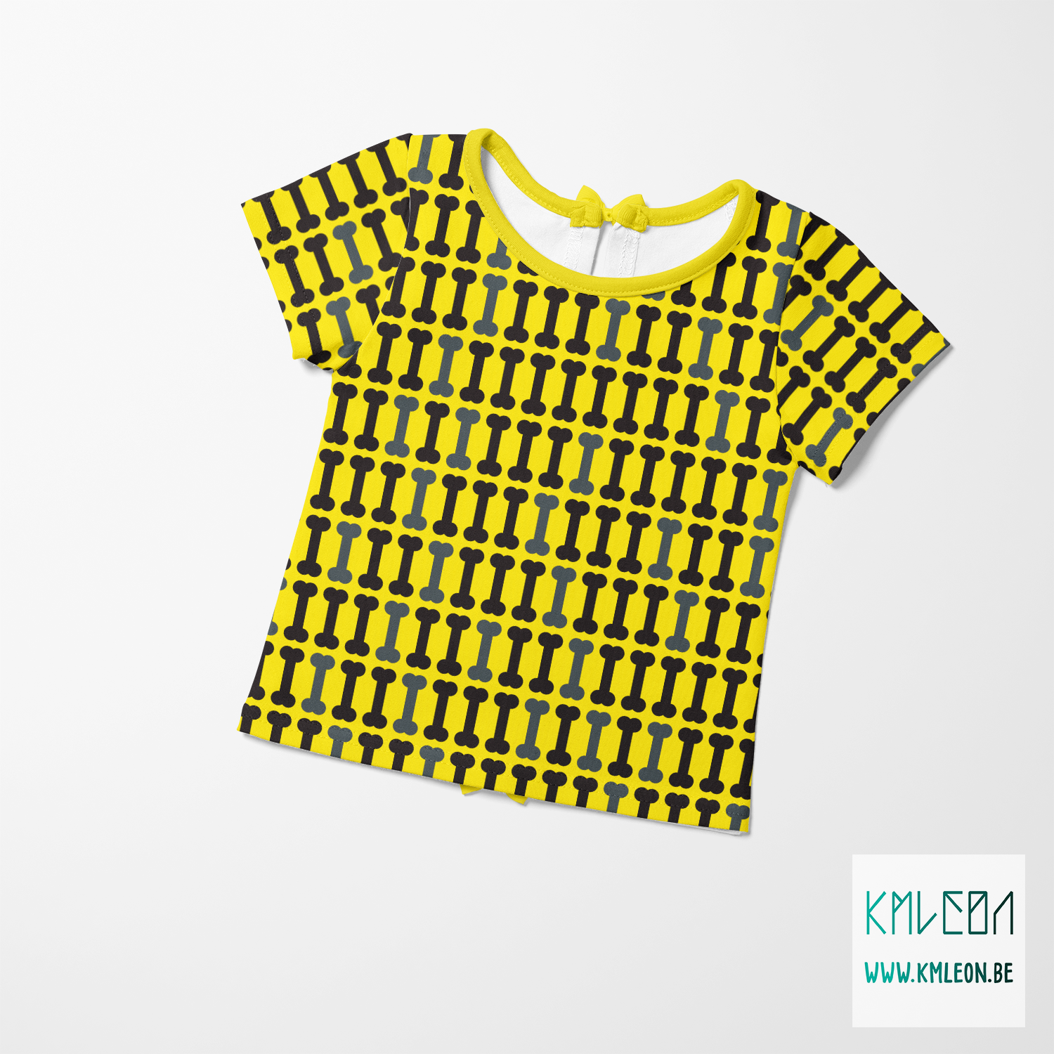 Zwarte en grijze botten stof