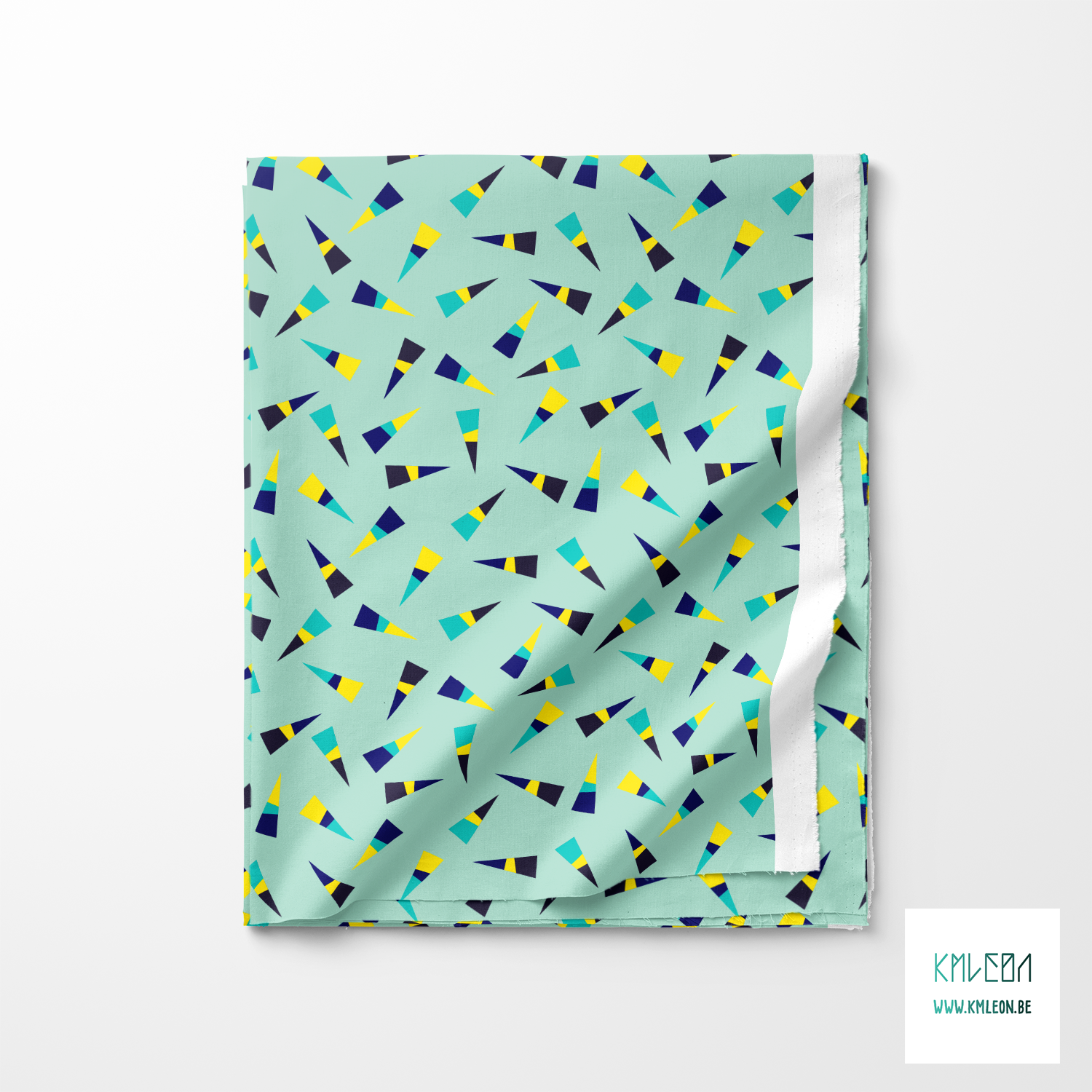 Blauwe, donkerblauwe, blauwgroene en gele driehoeken stof