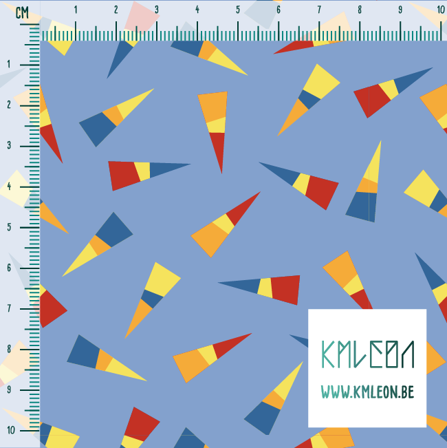 Gele, oranje, blauwe en rode driehoeken stof