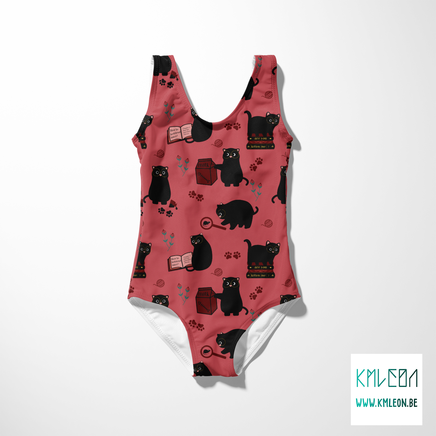 Katten, boeken en kattenkruid stof