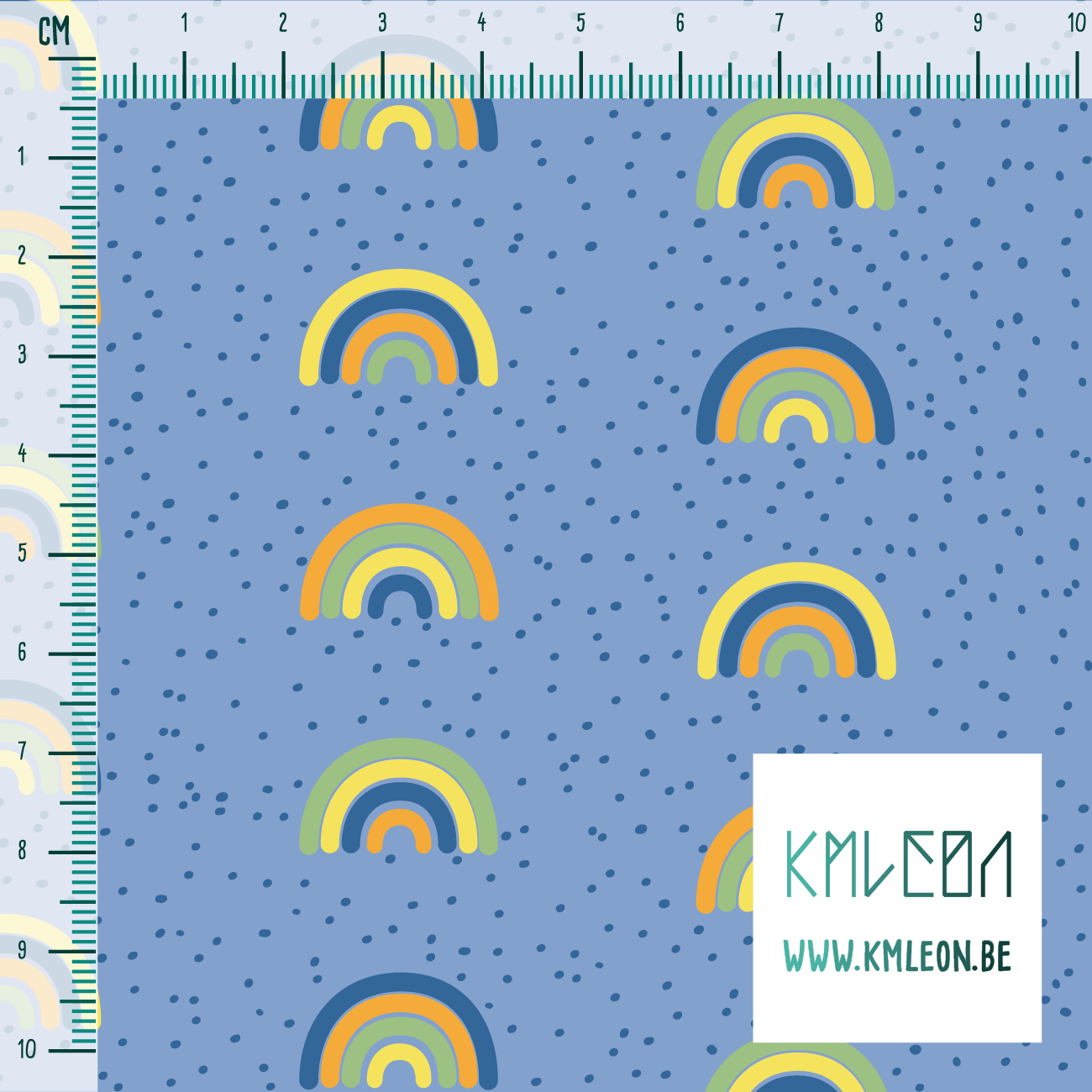 Groene, oranje, gele en blauwe regenbogen en stippen stof