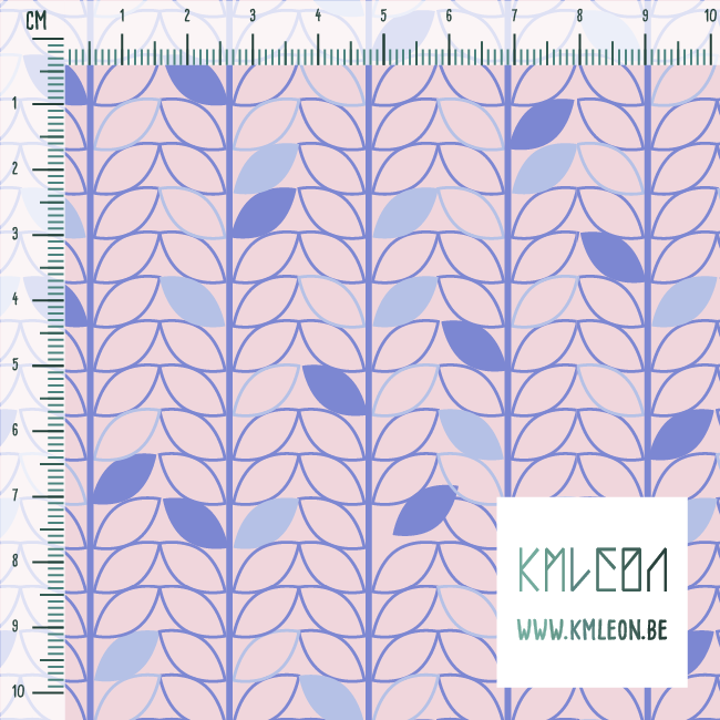 Blauwpaarse blaadjes stof