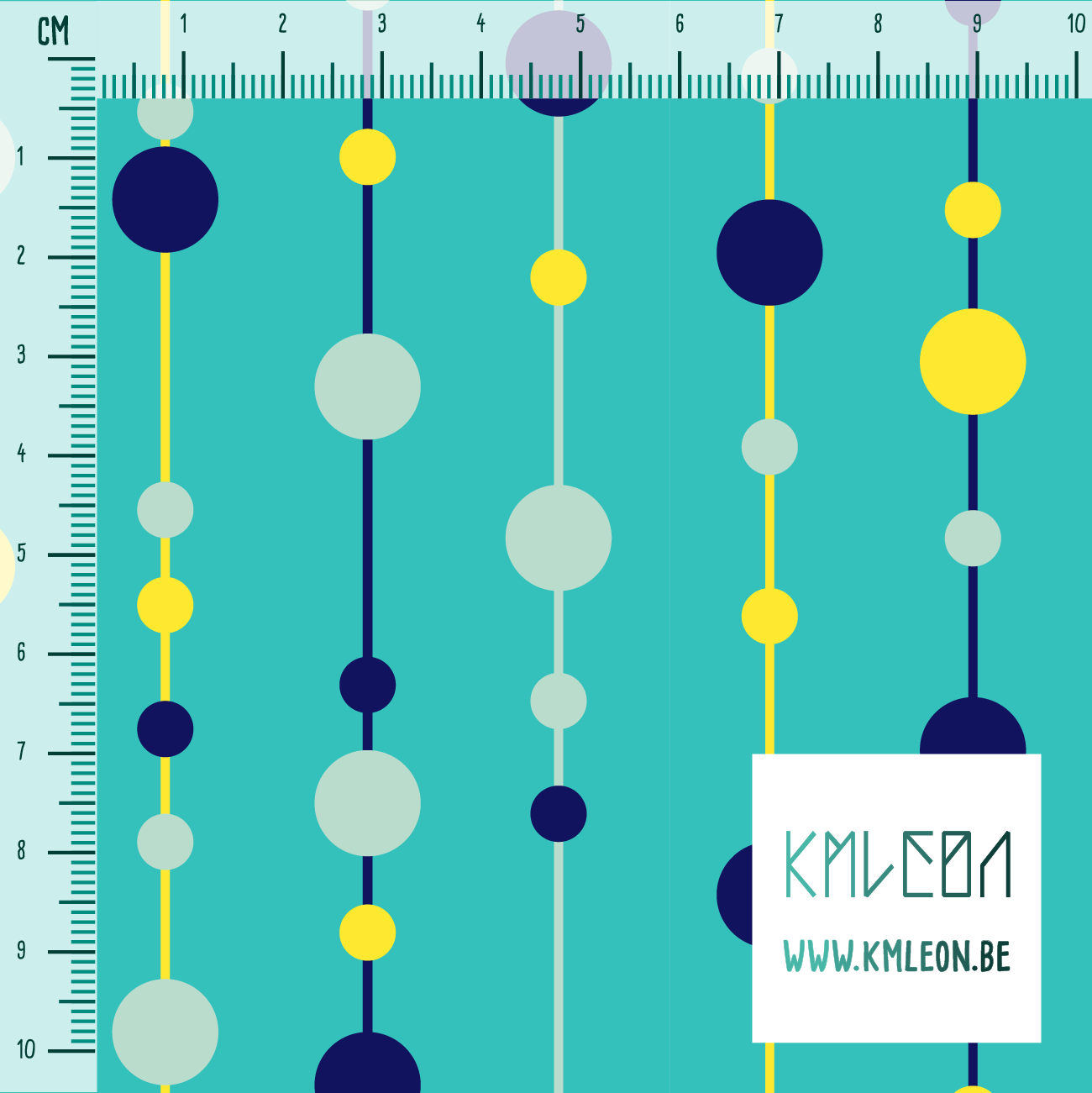 Donkerblauwe, muntgroene en gele parels op draadjes stof