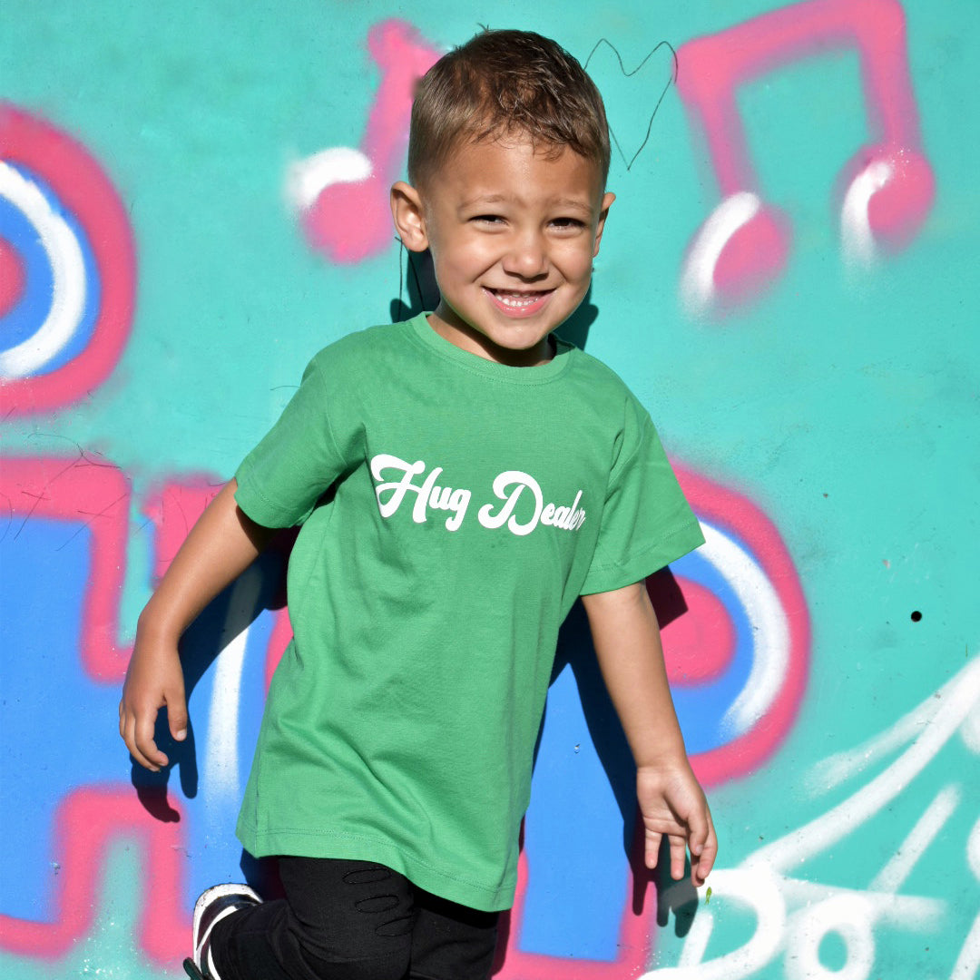 'Hug dealer' kind shirt met korte mouwen