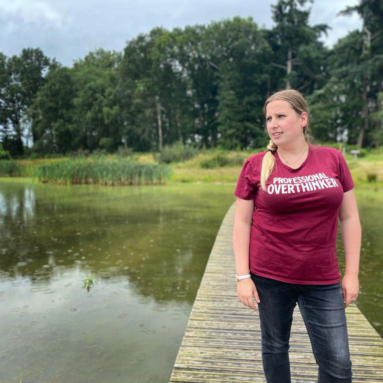 'Professional overthinker' volwassene shirt