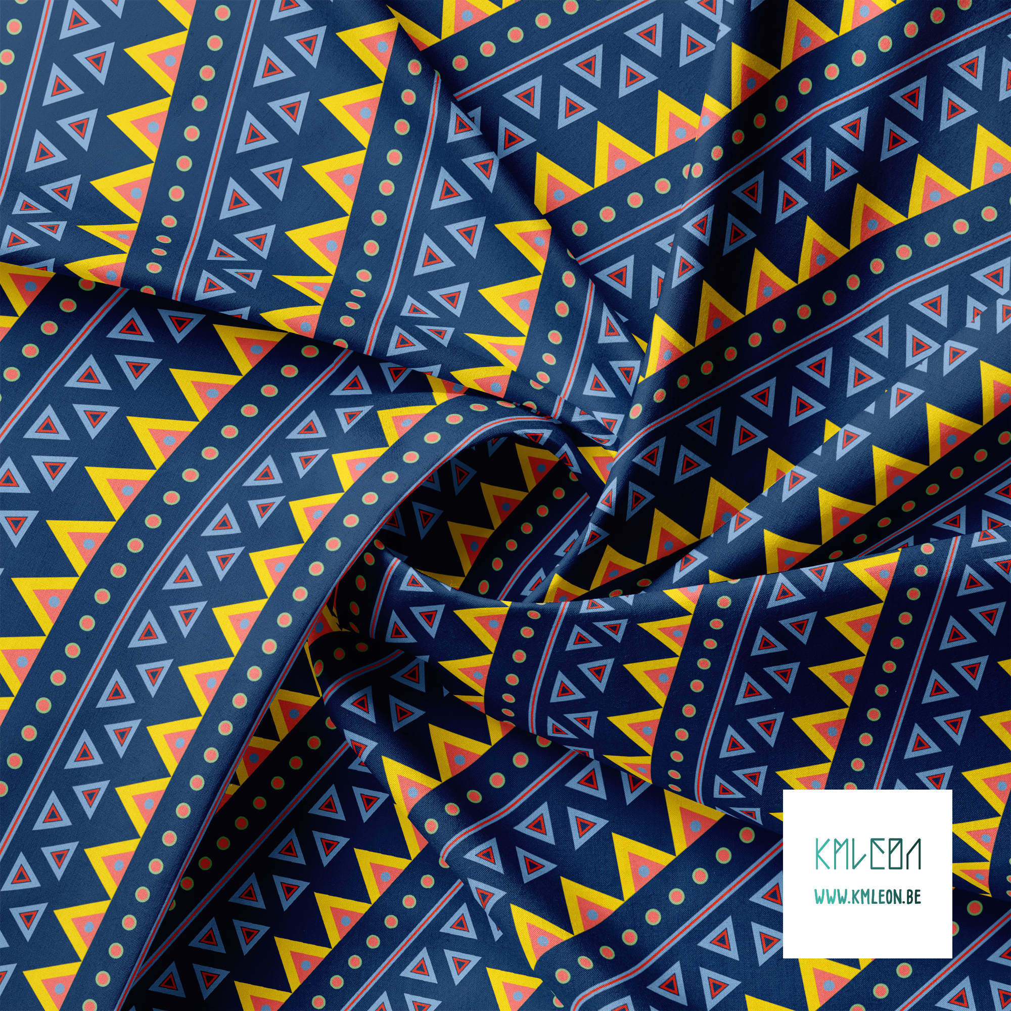 Rode, blauwe, gele en koraalroze cirkels en driehoeken stof