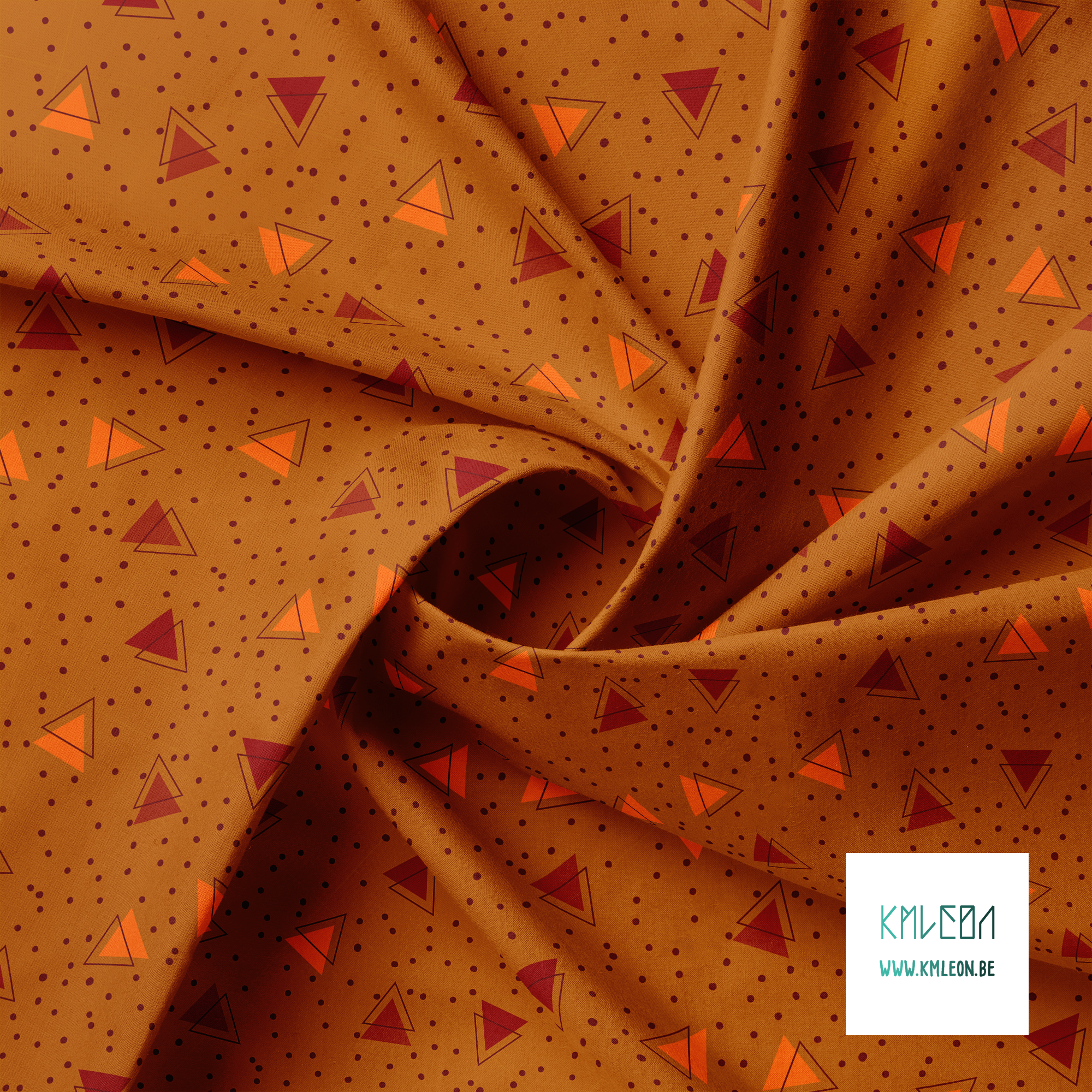 Bruine en oranje driehoeken en bruine stippen stof