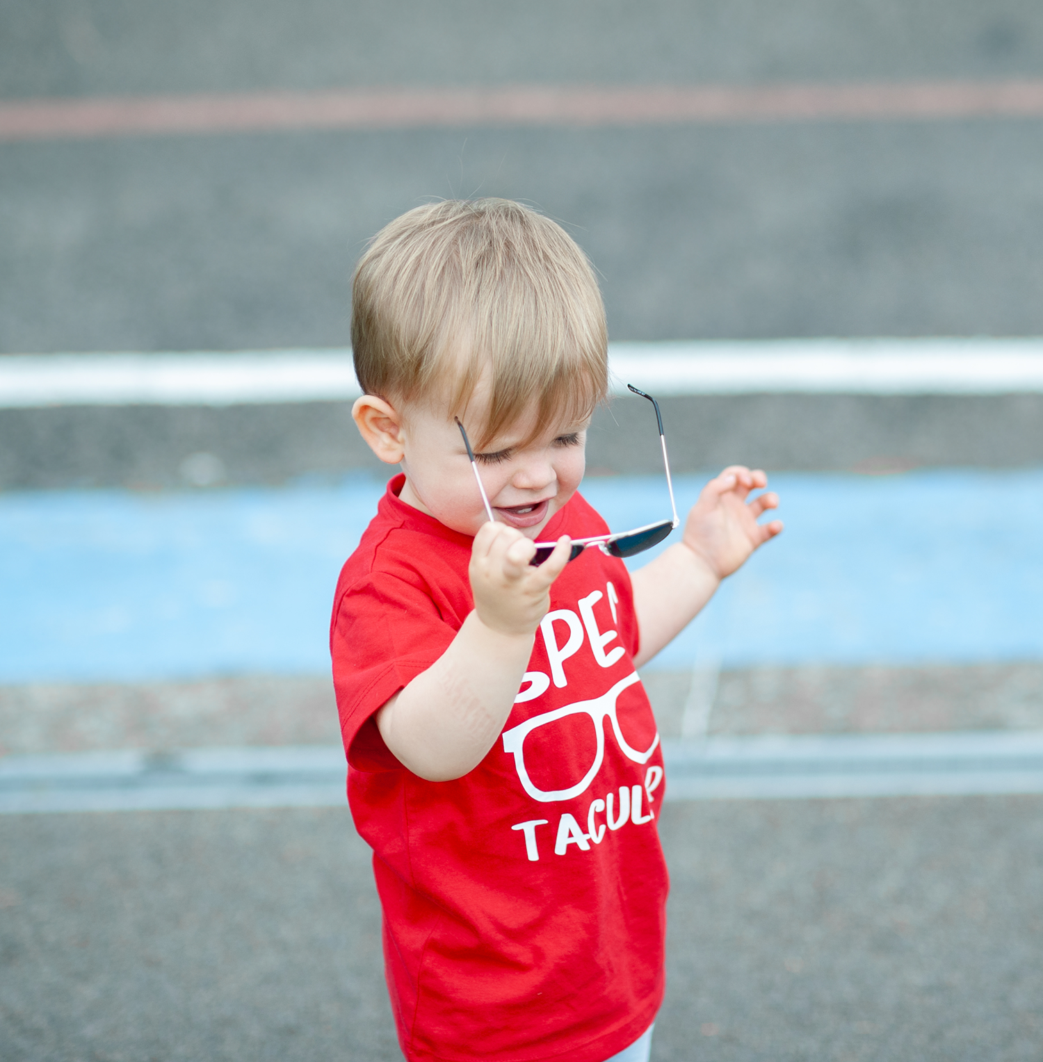 'Spectacular' kind shirt met korte mouwen