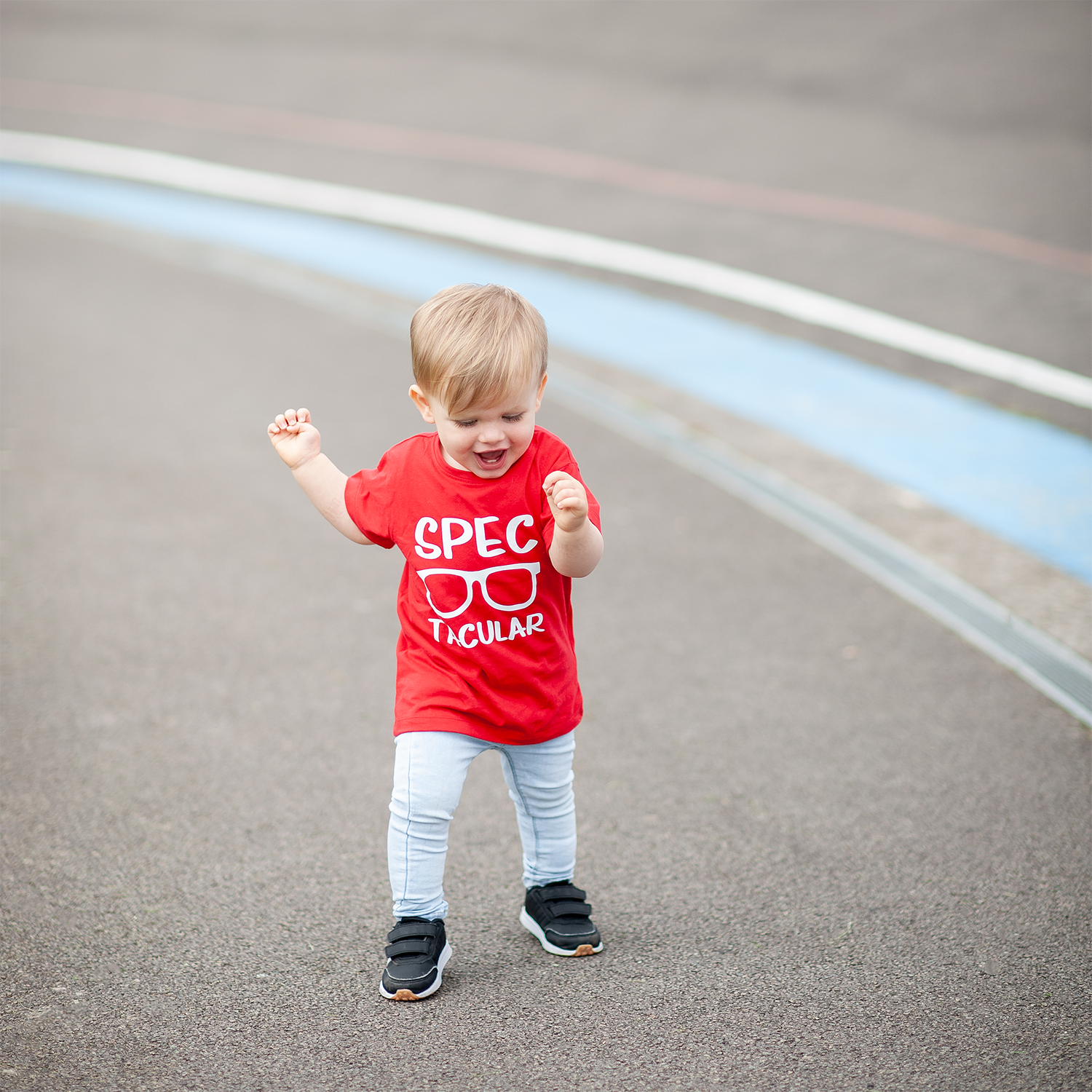 'Spectacular' kind shirt met korte mouwen