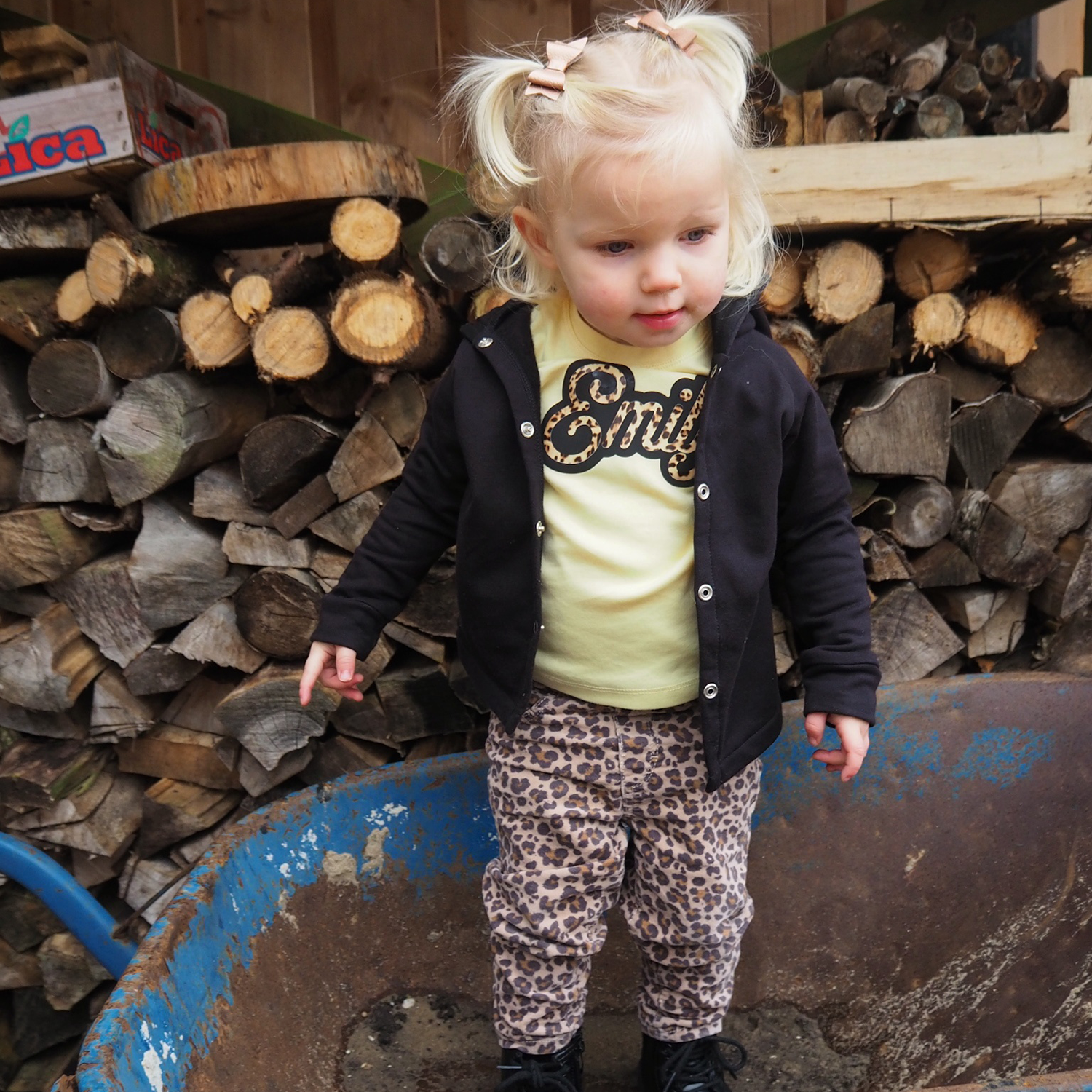 Luipaard naam baby shirt met korte mouwen
