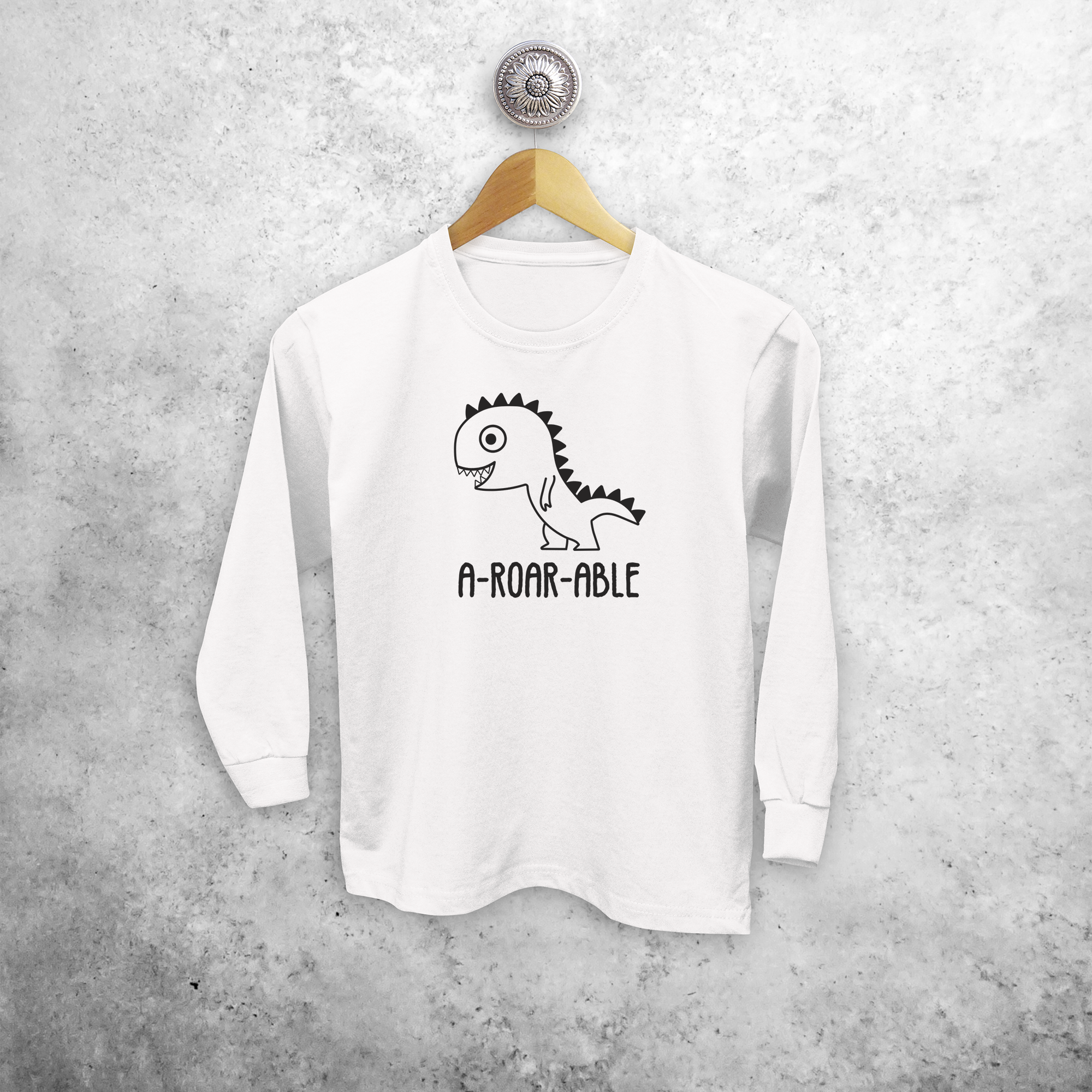 'A-roar-able' kind shirt met lange mouwen