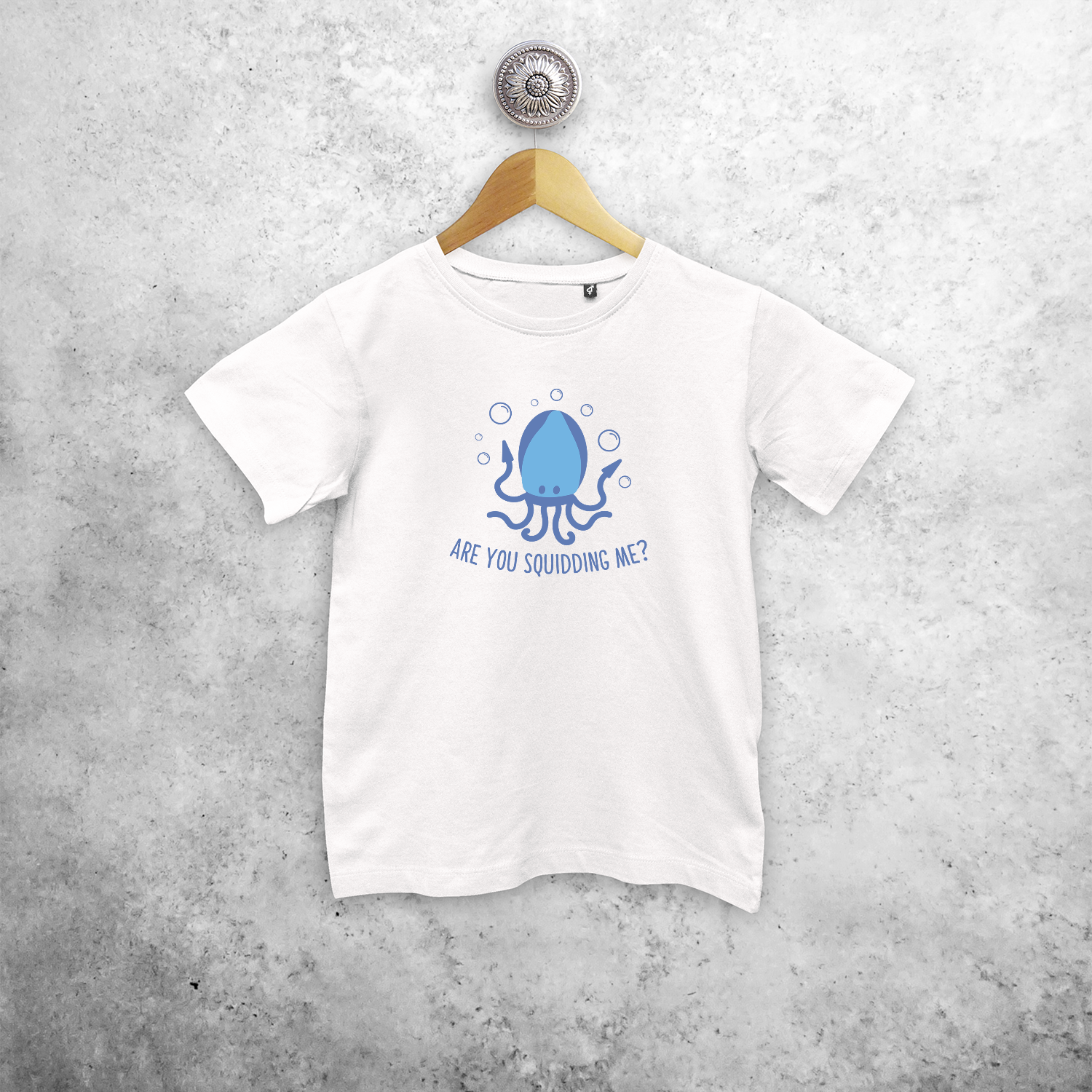 Are you squidding me?' kind shirt met korte mouwen