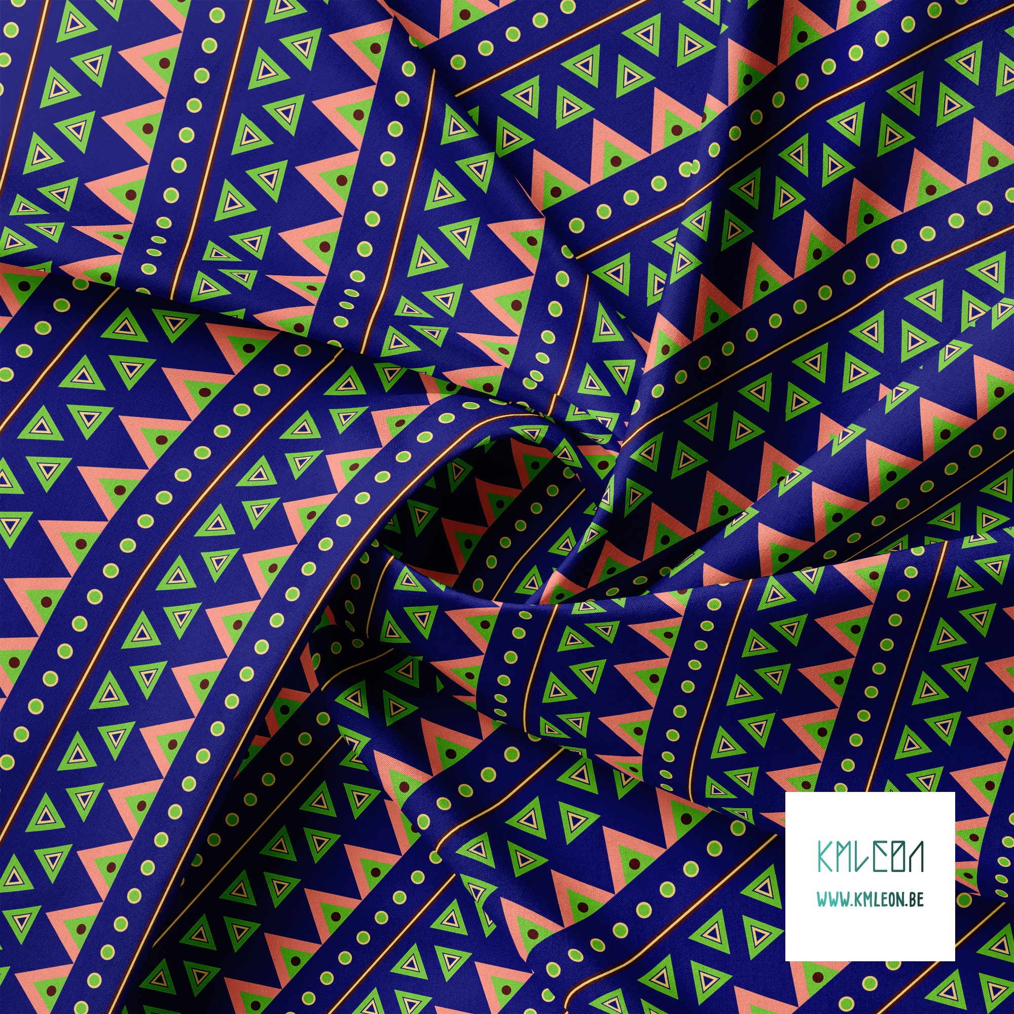 Groene, roze, gele en bruine cirkels en driehoeken stof