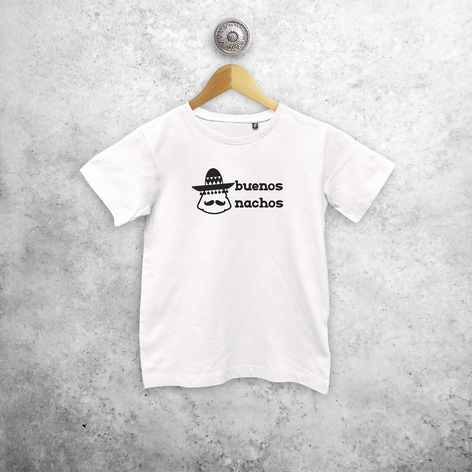 'Buenos nachos' kids shortsleeve shirt