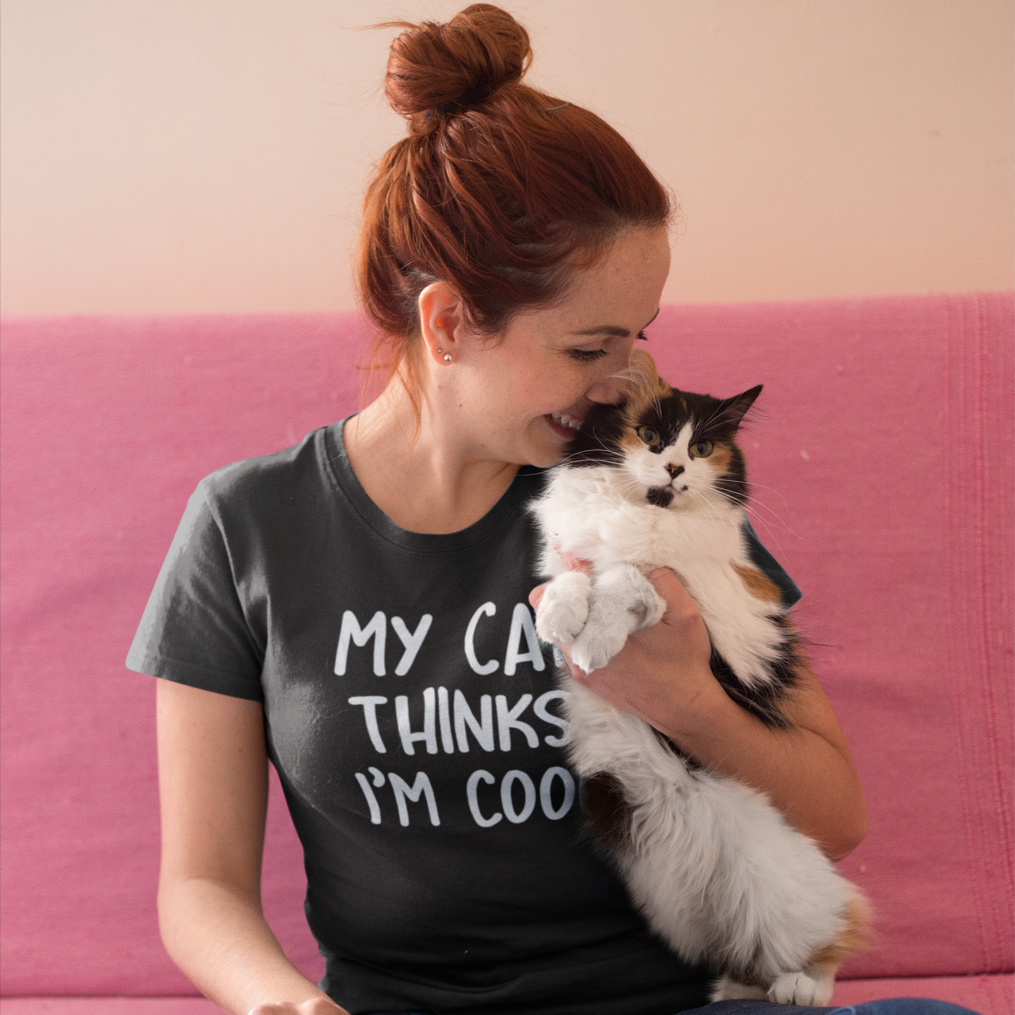 'My cat thinks I'm cool' volwassene shirt