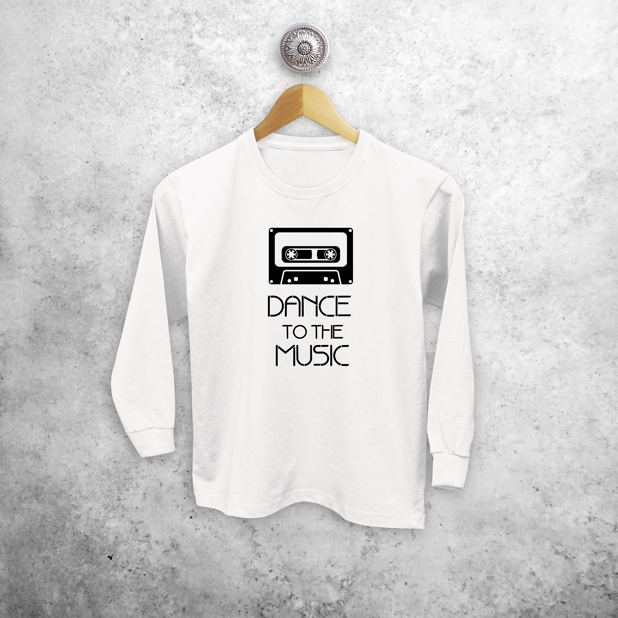 'Dance to the music' kind shirt met lange mouwen