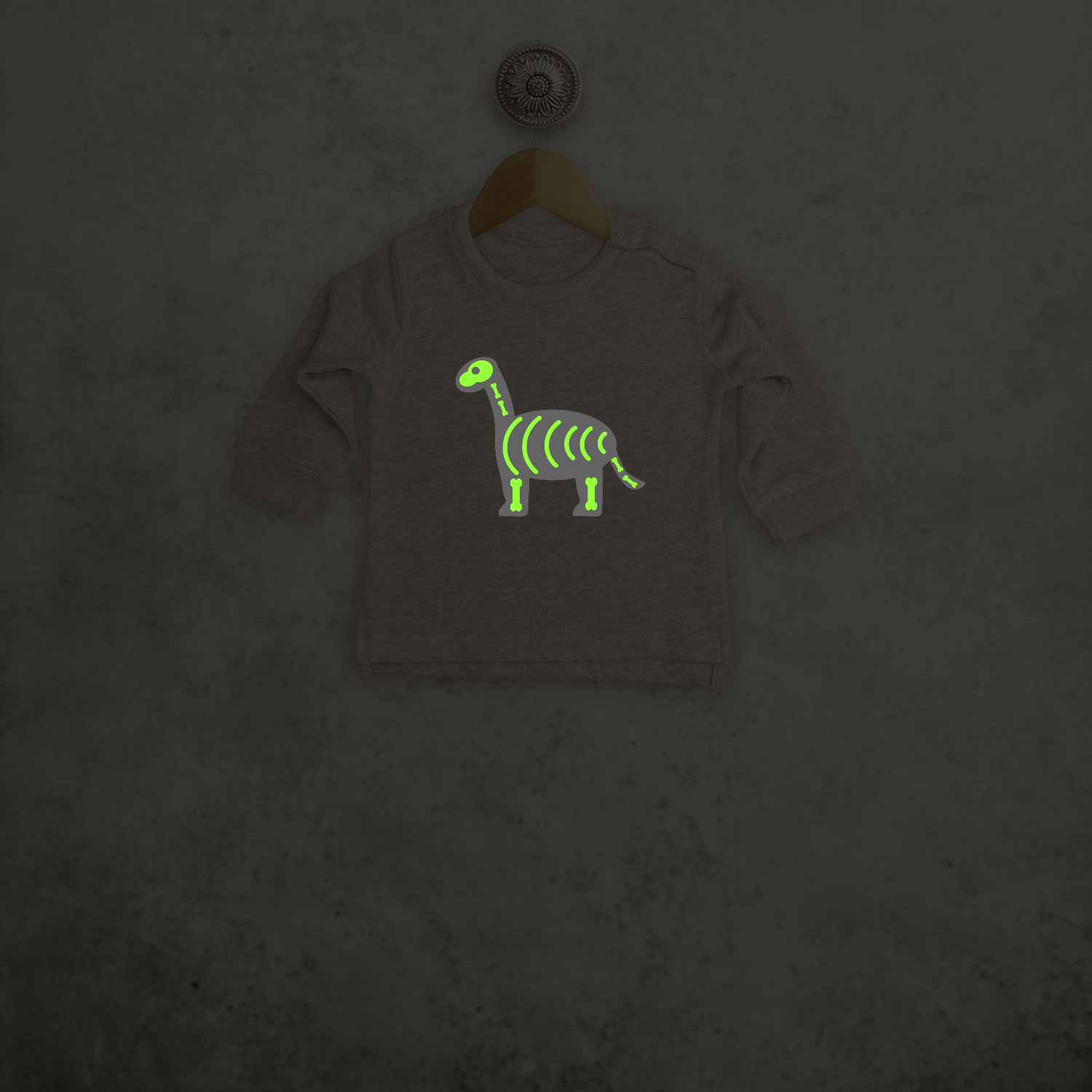 Dino glow in the dark baby trui