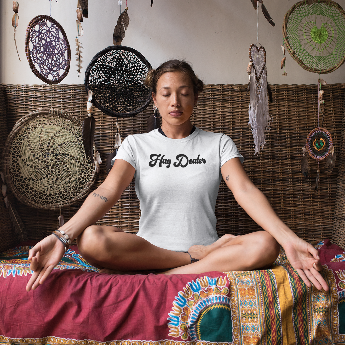 'Hug dealer' volwassene shirt