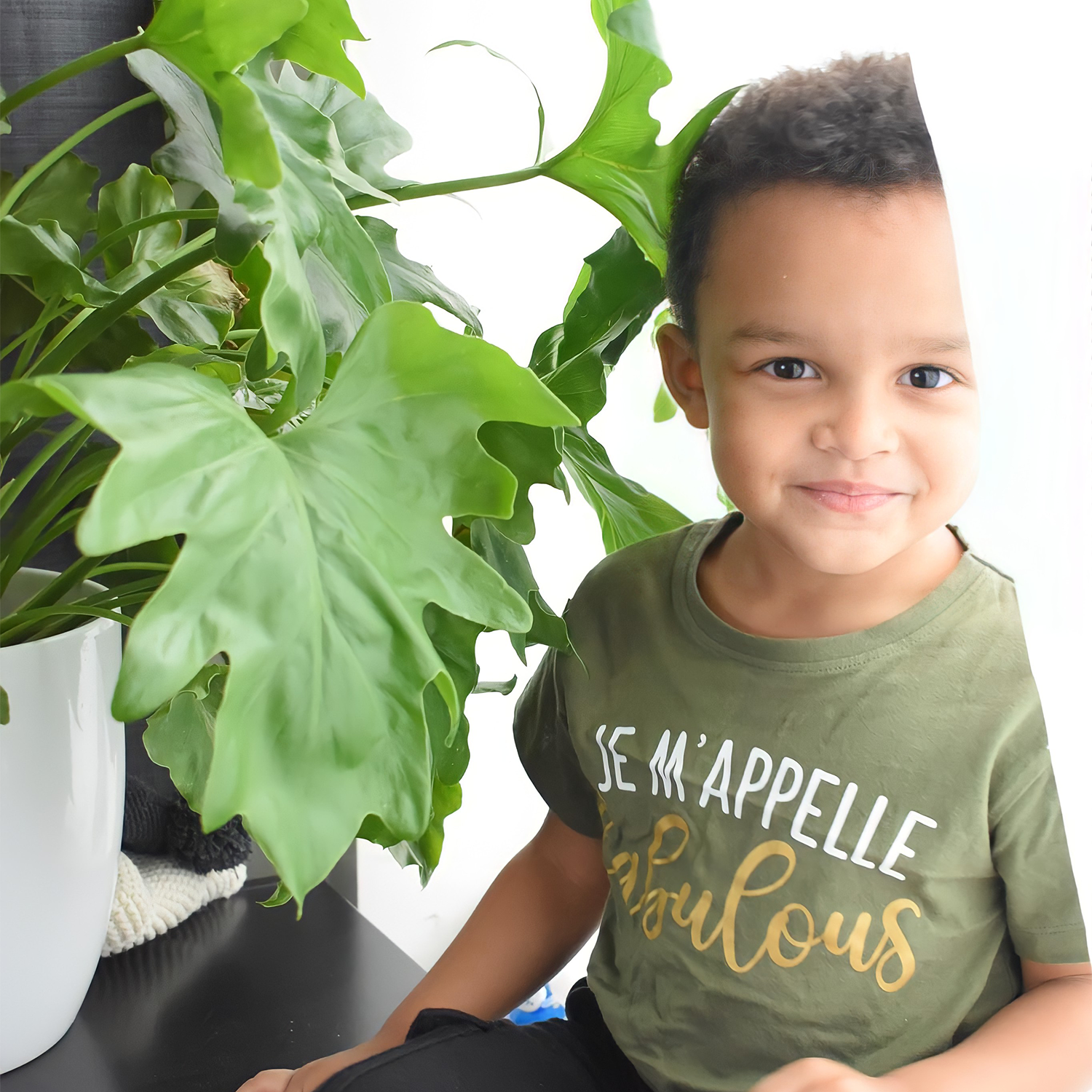 'Je m'appelle fabulous' kind shirt met korte mouwen