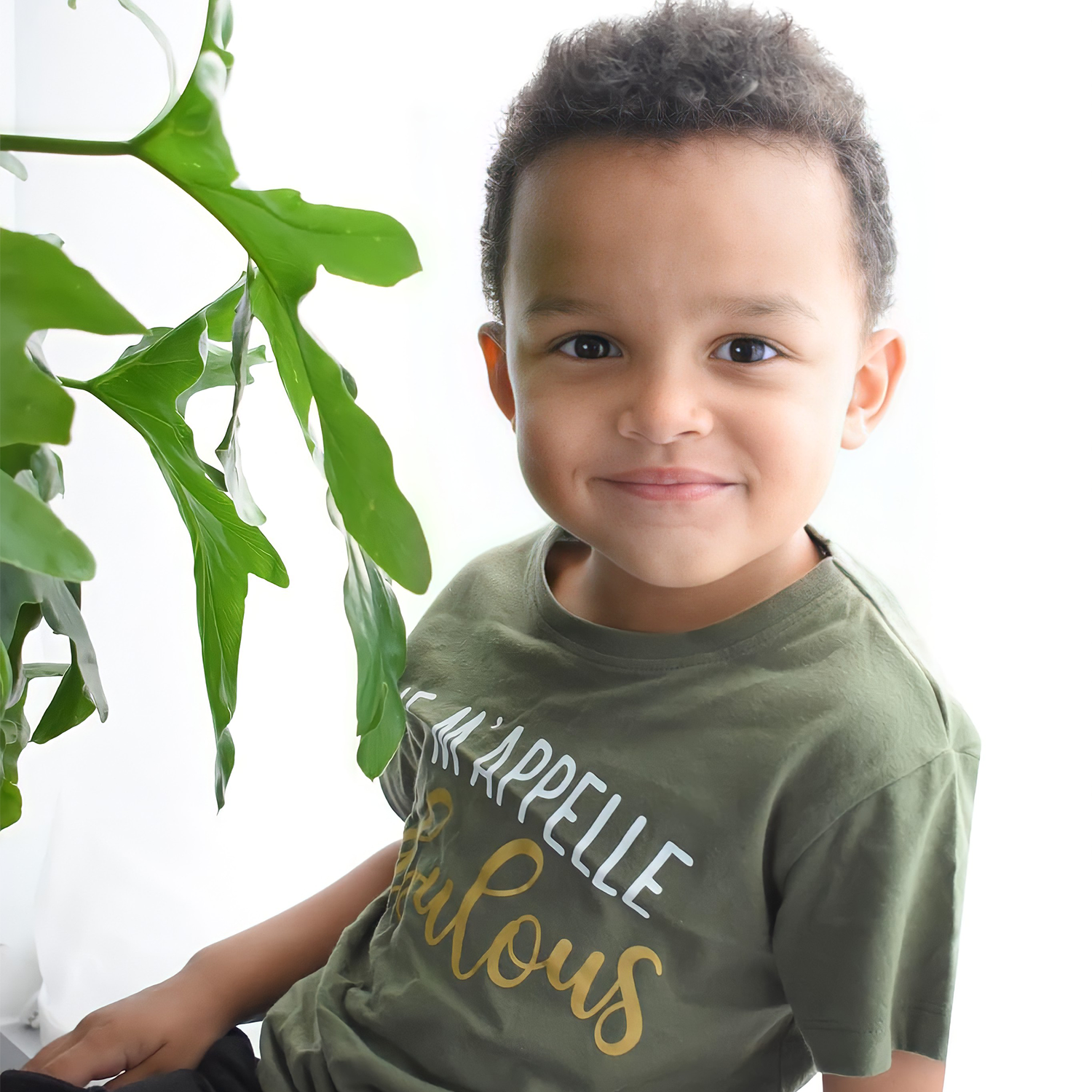 'Je m'appelle fabulous' kind shirt met korte mouwen