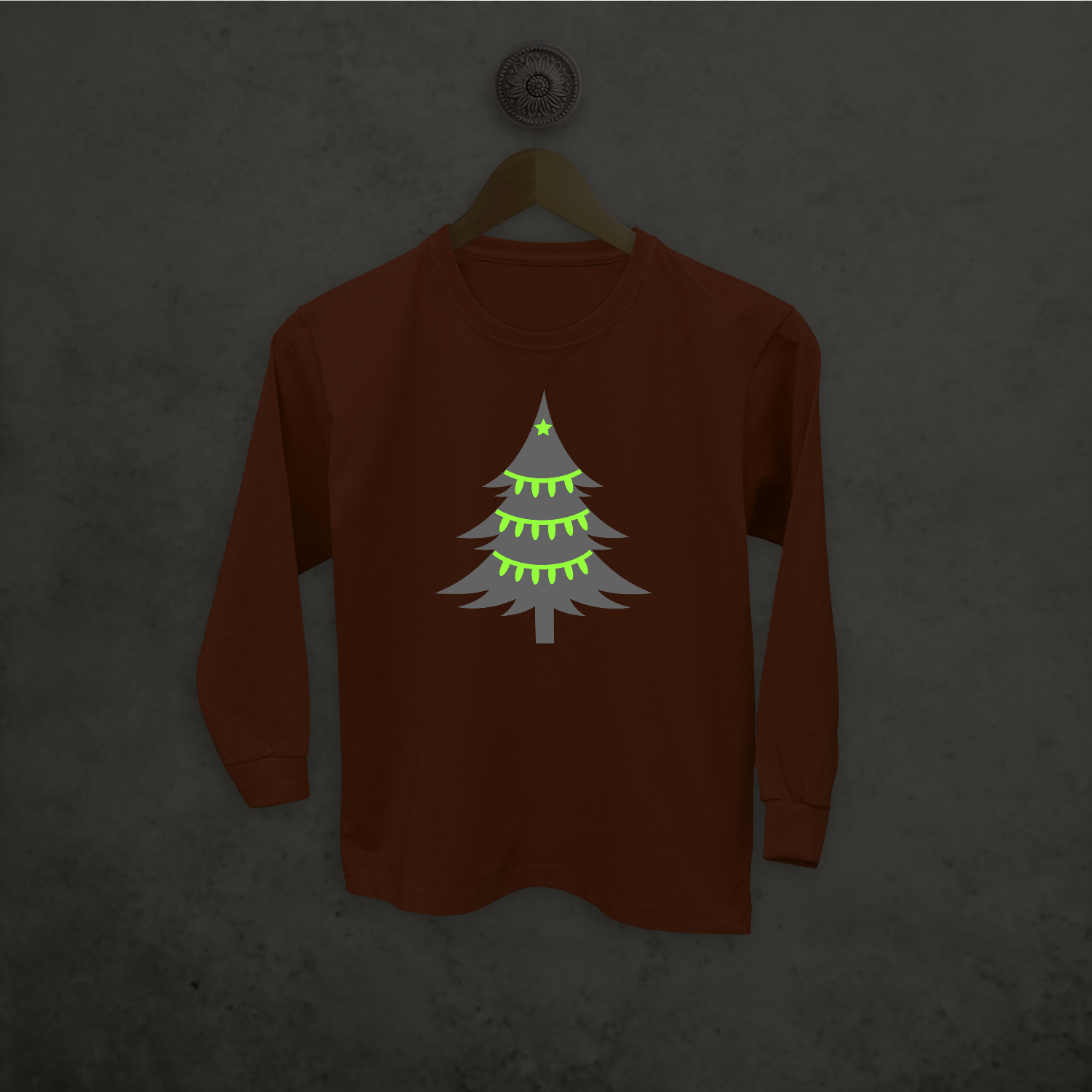 Kerstboom glow in the dark kind shirt met lange mouwen
