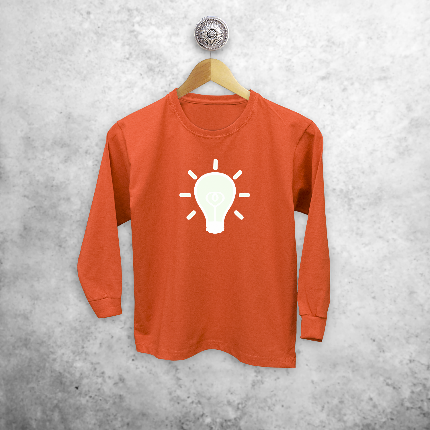 Lamp glow in the dark kind shirt met lange mouwen