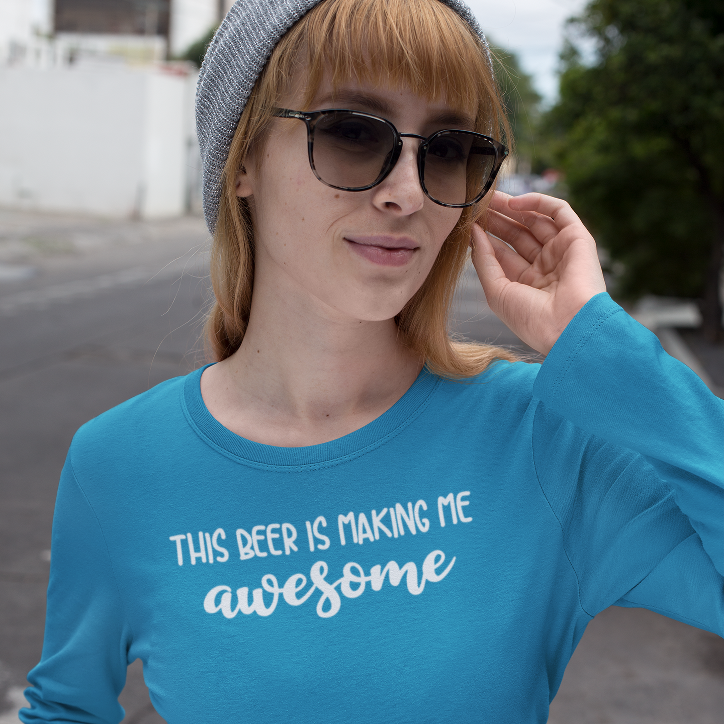 'This beer is making me awesome' volwassene shirt met lange mouwen