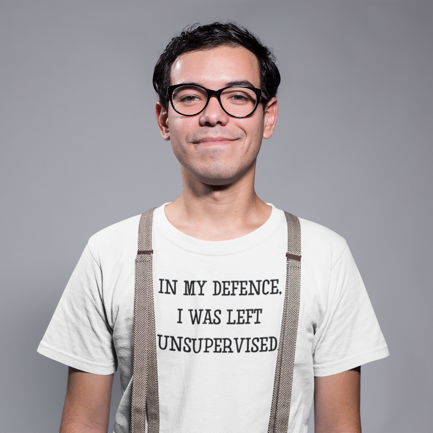 'In my defence, I was left unsupervised' volwassene shirt