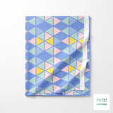 Gele, roze, muntgroene en blauwpaarse driehoeken stof
