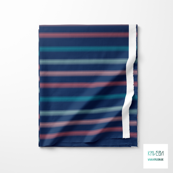 Zachte horizontale strepen in roze, muntgroen en blauwgroen stof