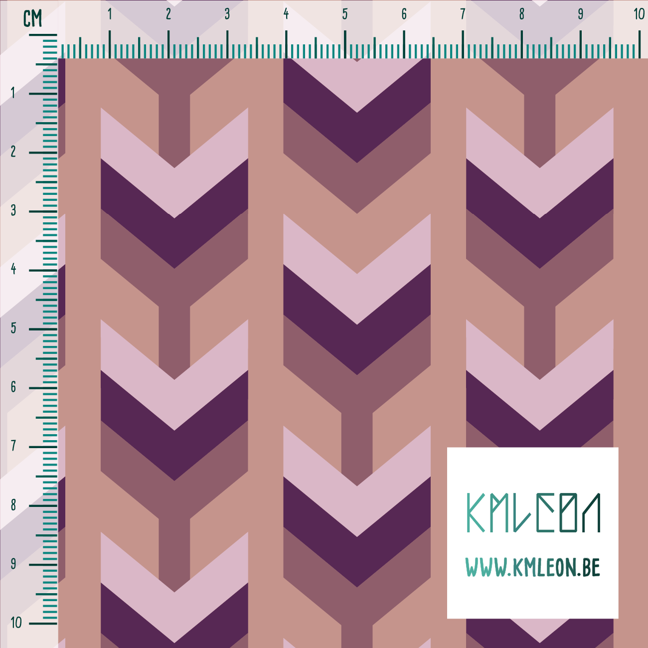 Purple and pink arrows fabric