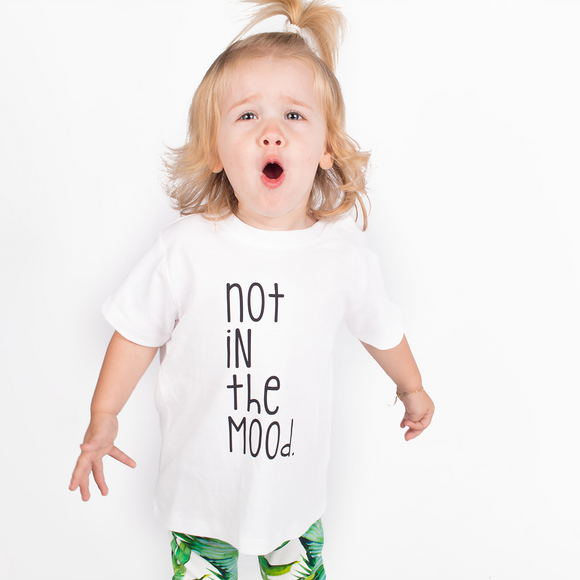 'Not in the mood' baby shirt met korte mouwen