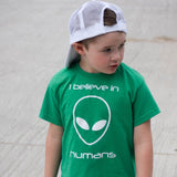 'I believe in humans' kids shortsleeve shirt