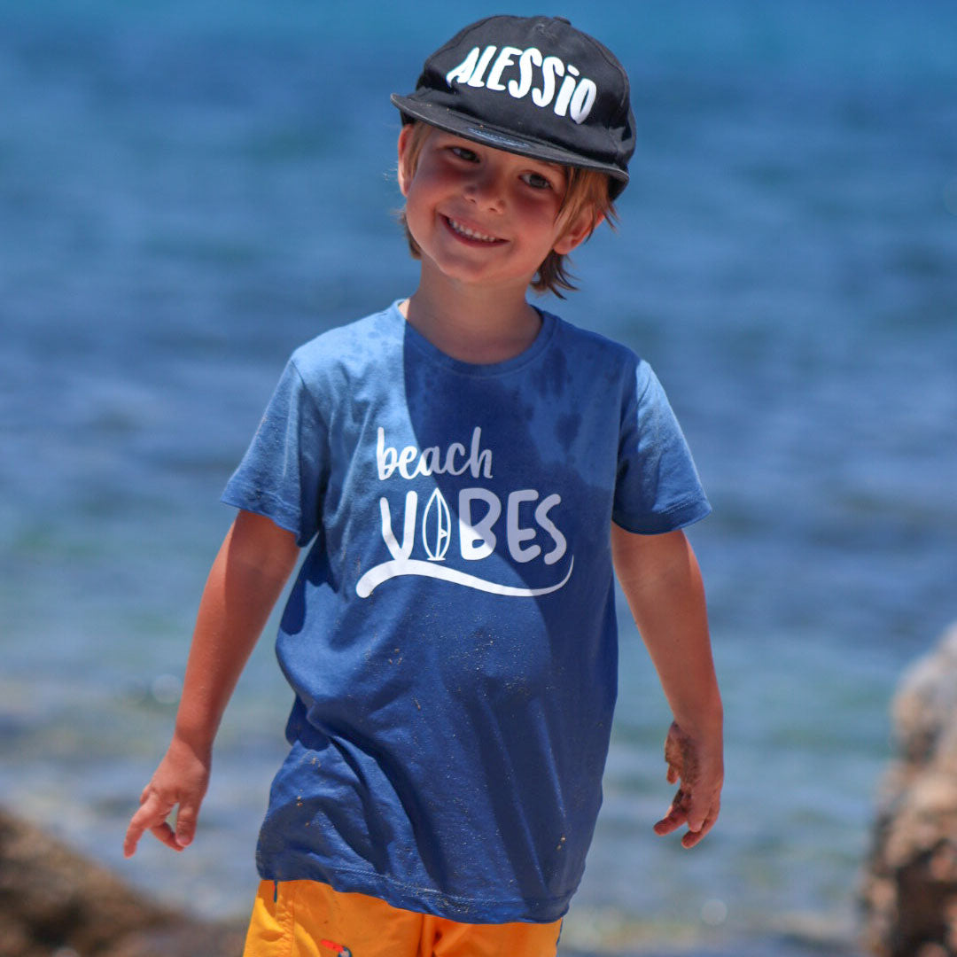 Beach vibes' kind shirt met korte mouwen
