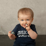 'Music on - World off' baby shirt met korte mouwen