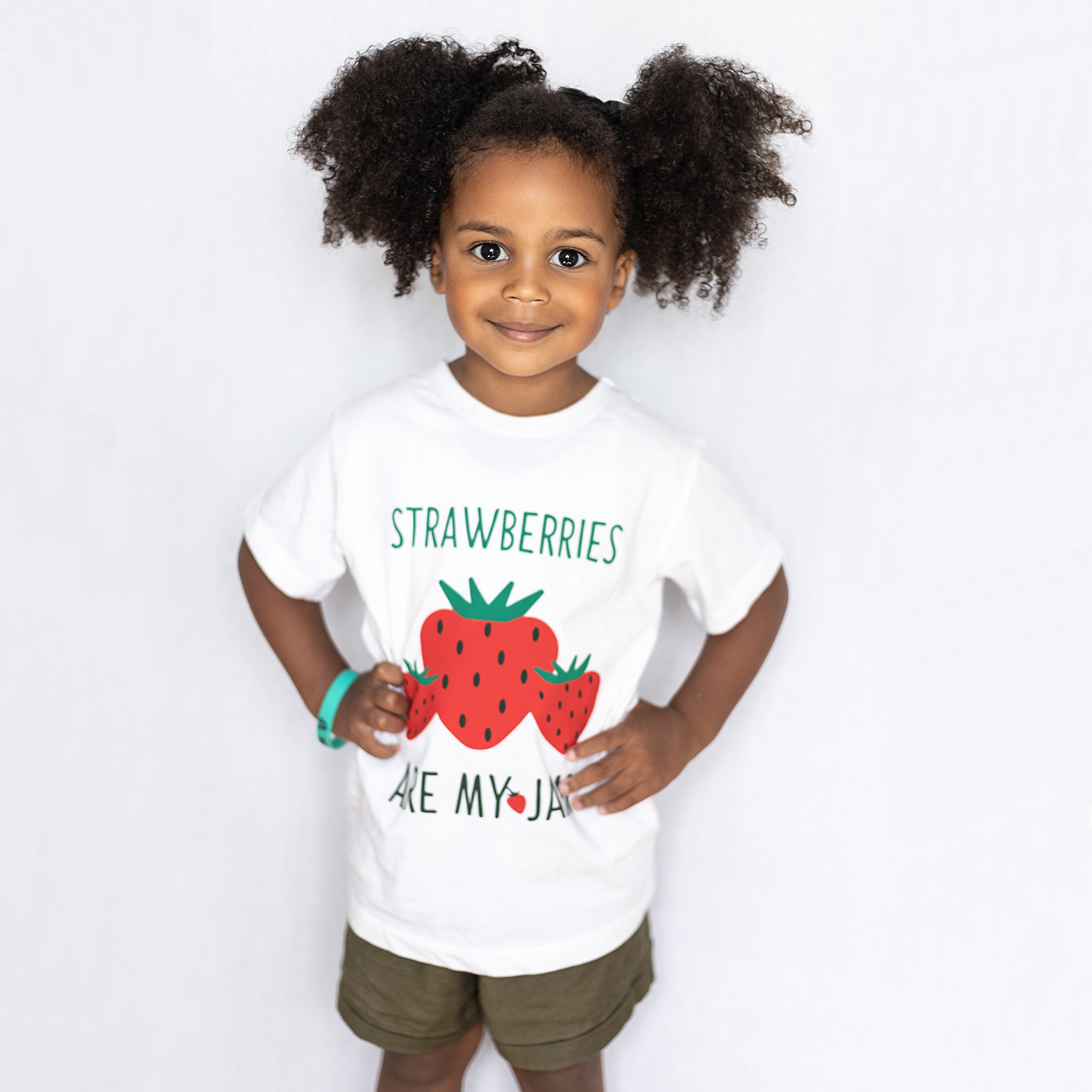 Strawberries are my jam' kind shirt met korte mouwen