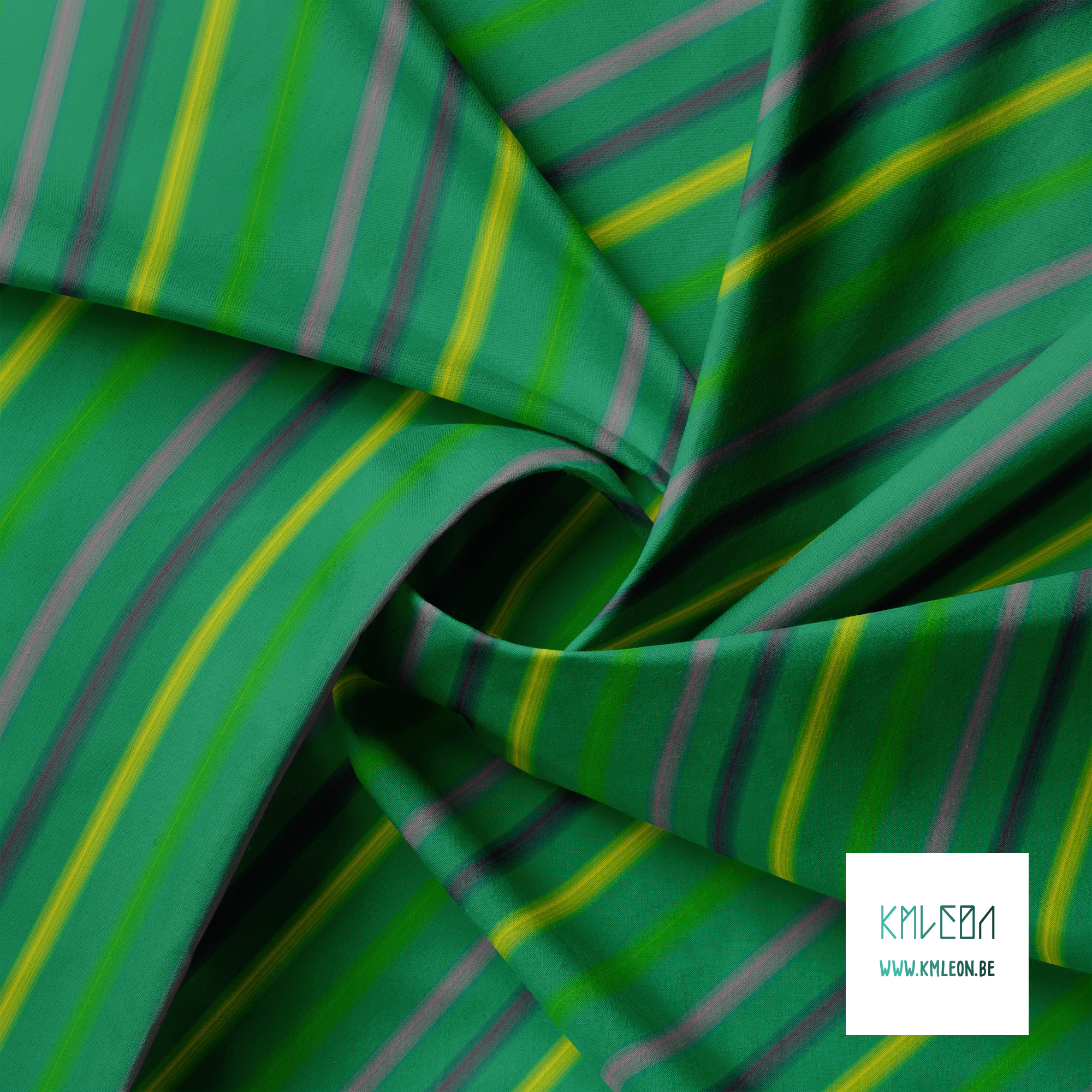 Zachte horizontale strepen in groen, geel, donkerblauw en roze stof