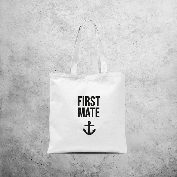 'First mate' draagtas