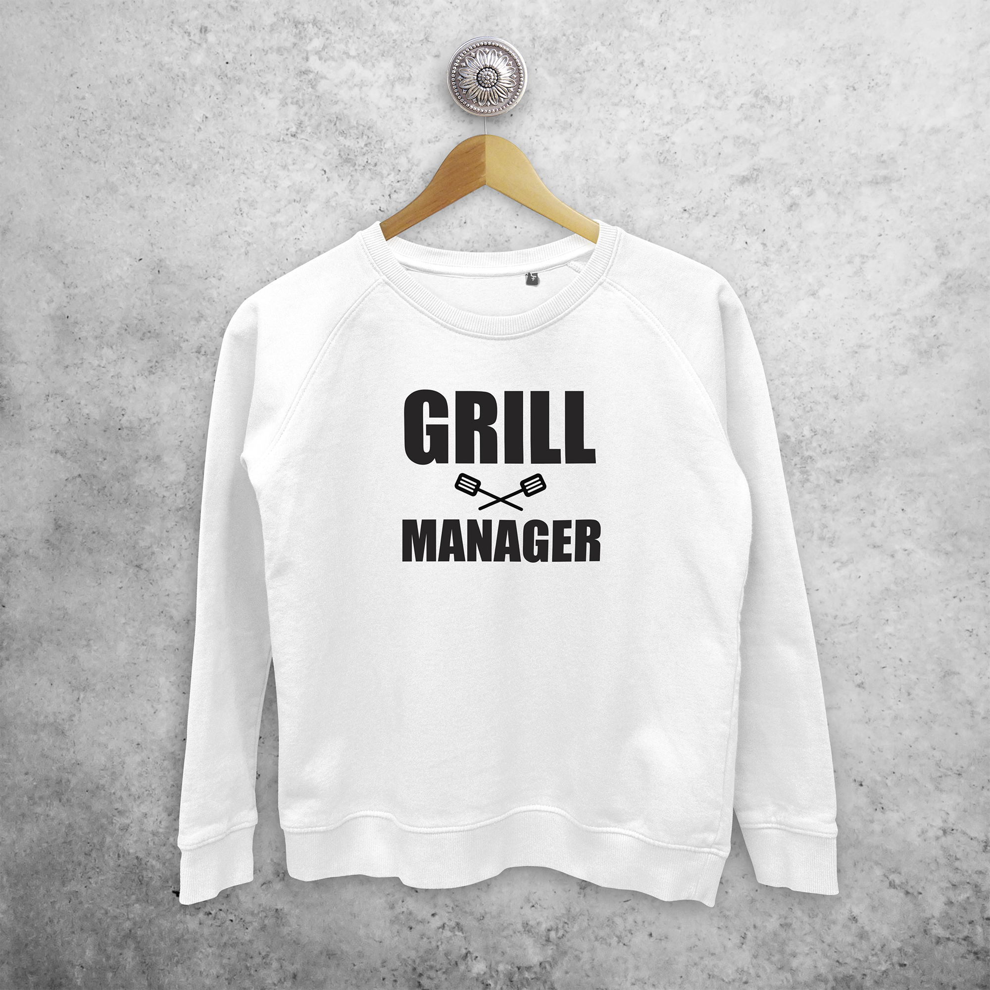 'Grill manager' sweater