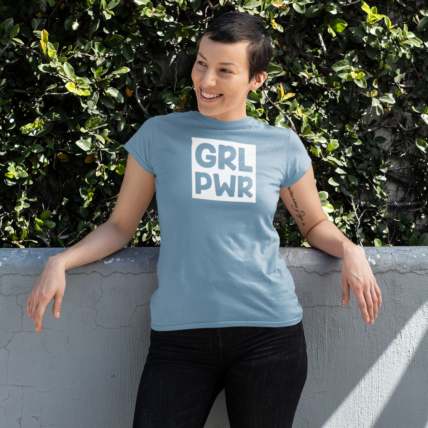 'GRL PWR' volwassene shirt