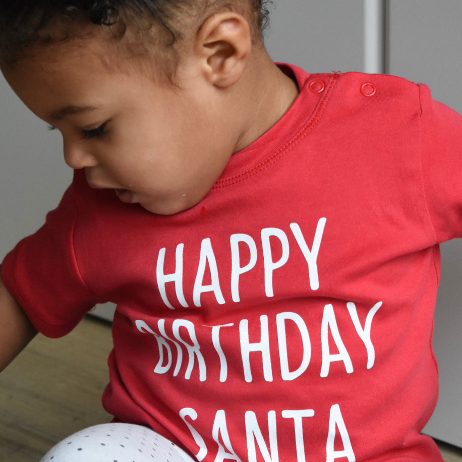 'Happy birthday Santa' baby shirt met korte mouwen