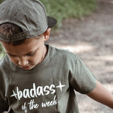 'Badass of the week' kind shirt met korte mouwen