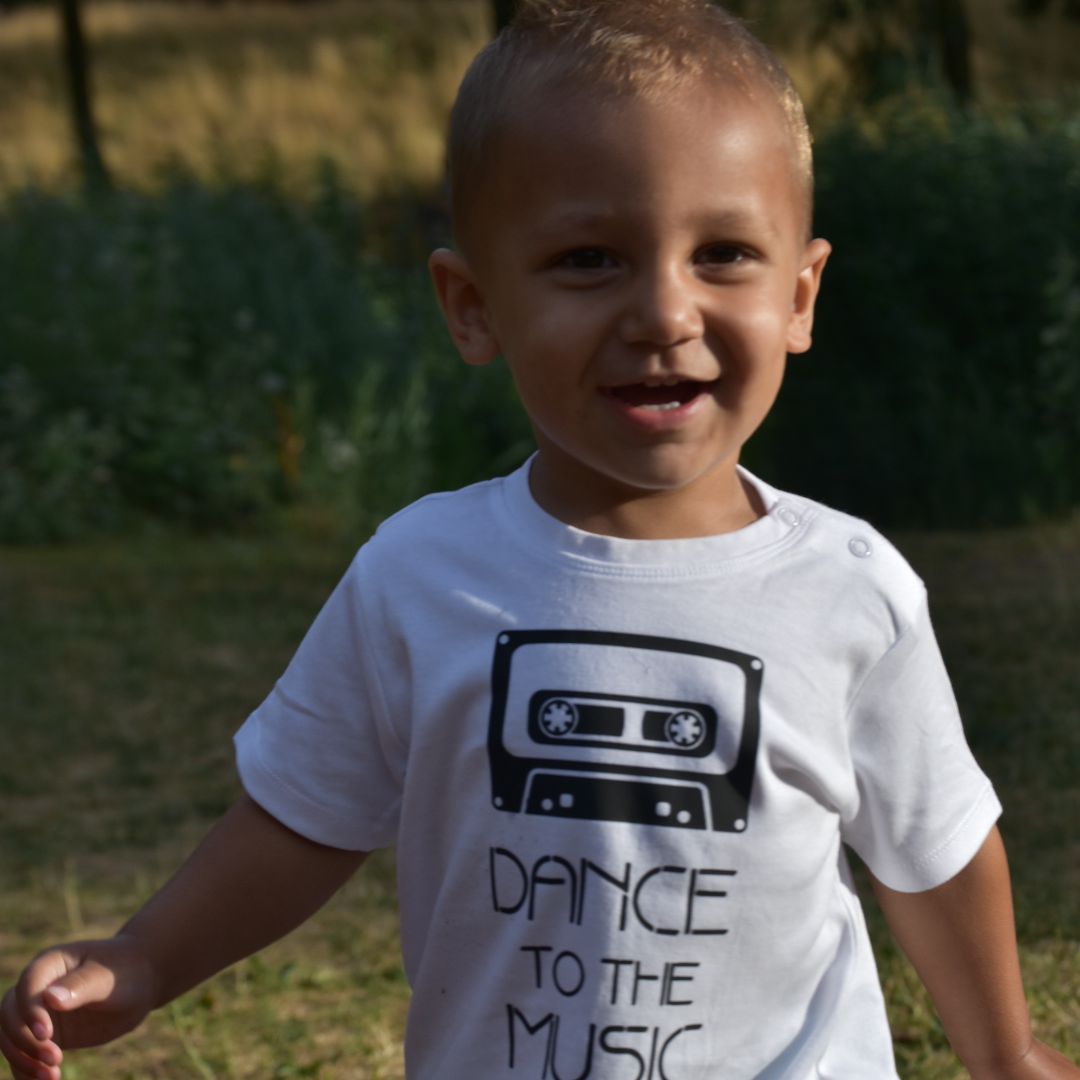 'Dance to the music' baby shirt met korte mouwen