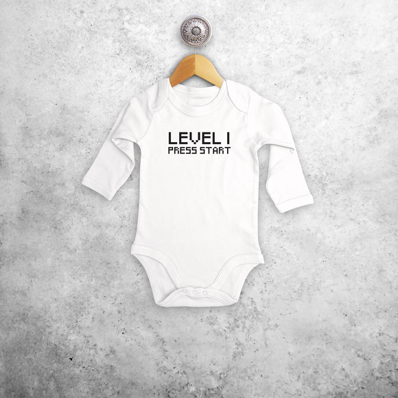 'Level.... - Press start' baby kruippakje met lange mouwen