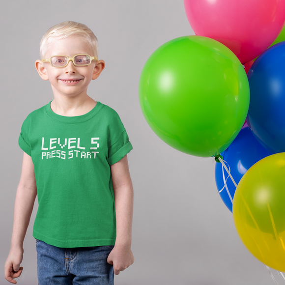 'Level... - Press start' kind shirt met korte mouwen