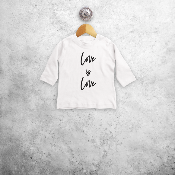 'Love is love' baby shirt met lange mouwen