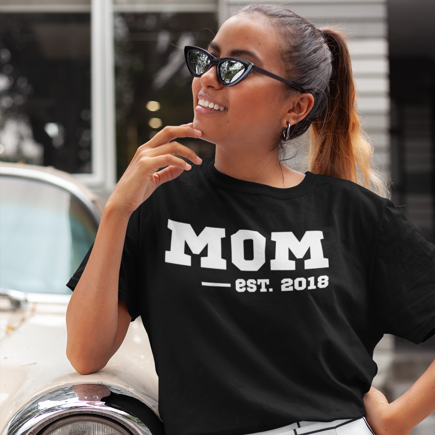'Mom' adult shirt