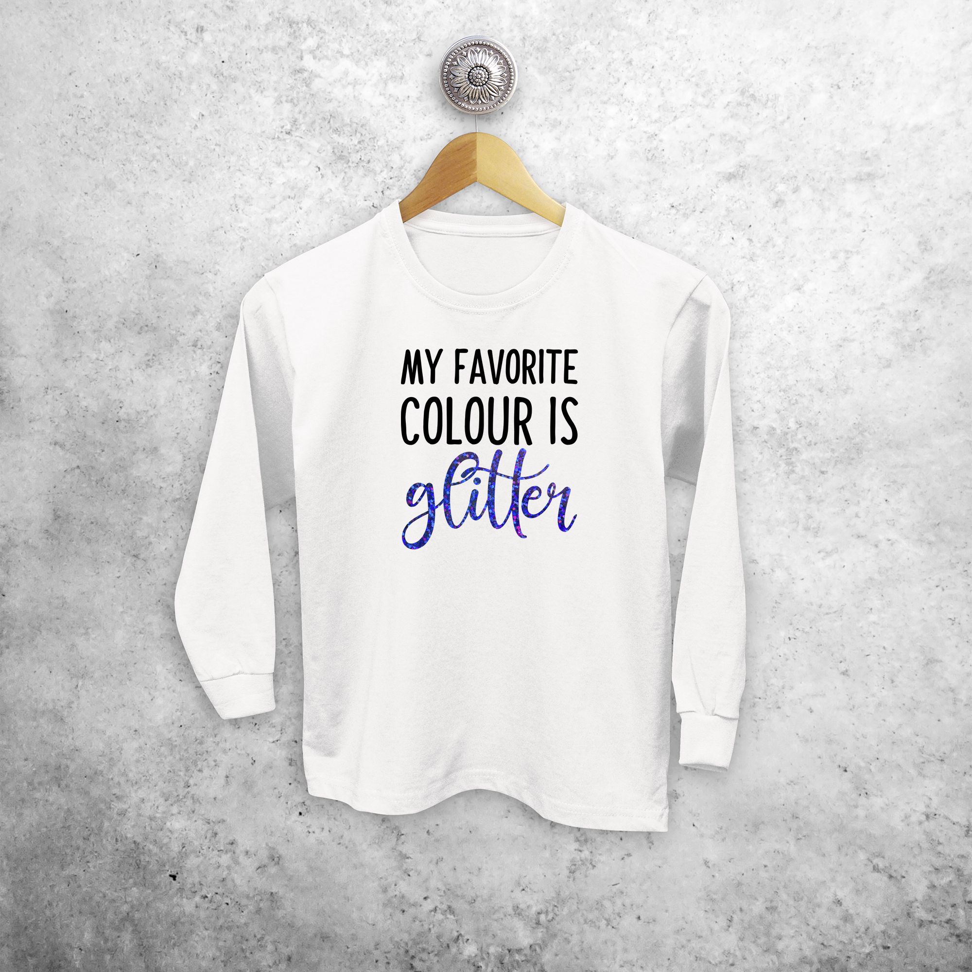 'My favorite colour is glitter' kind shirt met lange mouwen
