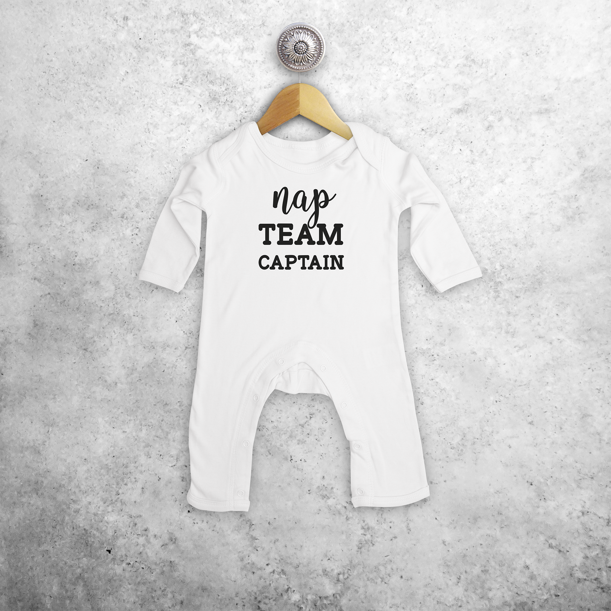 'Nap team captain' baby romper met lange mouwen